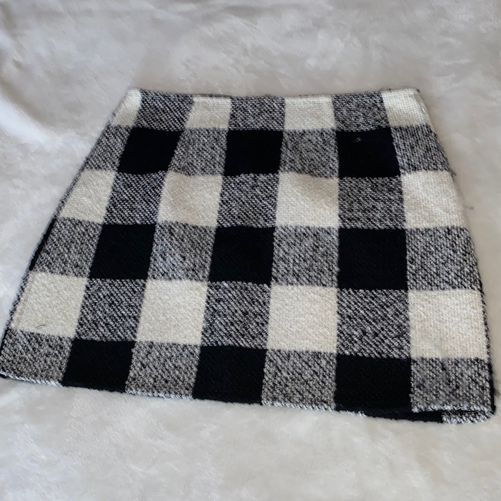 PLAID SKIRT